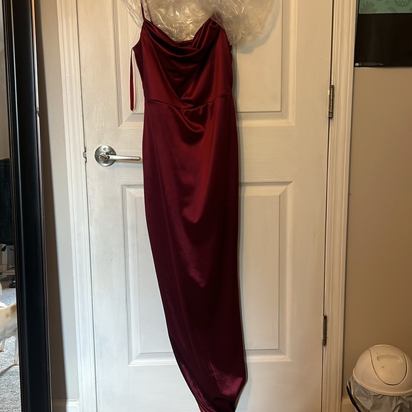 Prom/Homecoming dress, red/burgundy - Picture 2 of 4